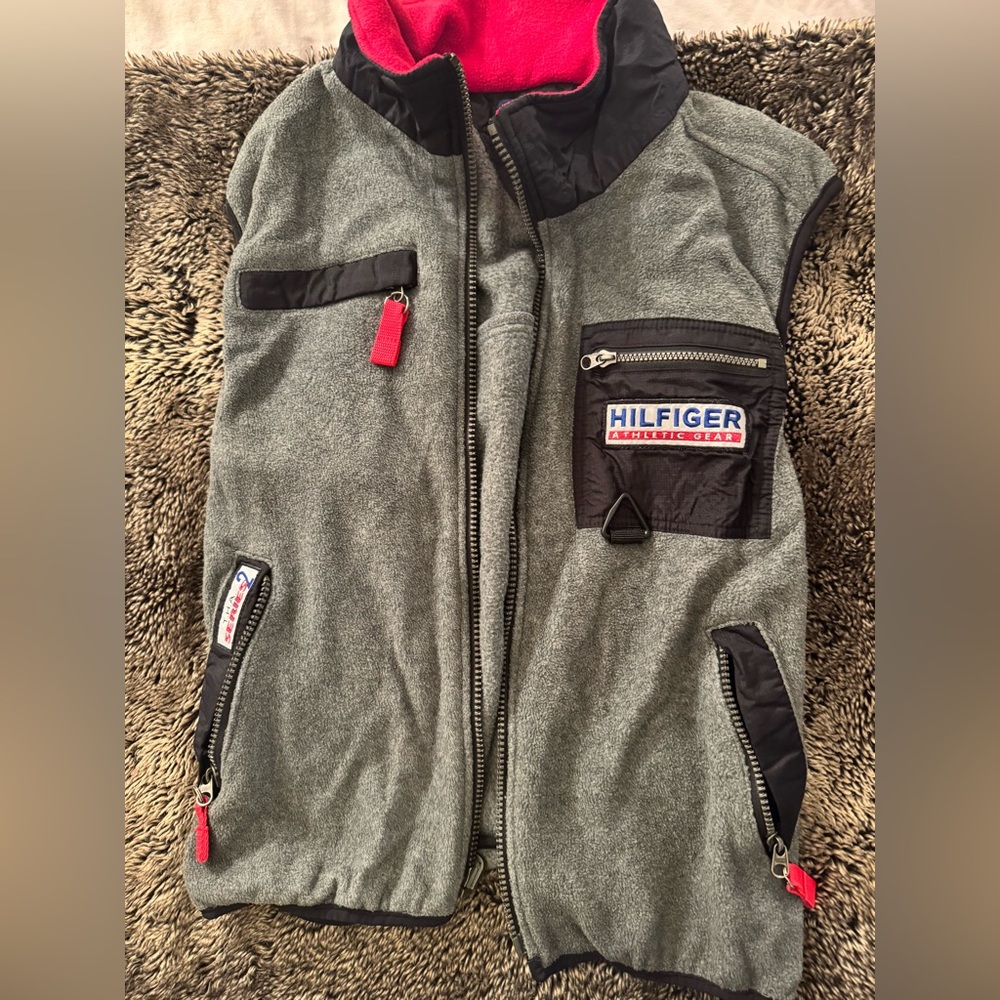 Tommy Hilfiger Gray Vest with Red Accents